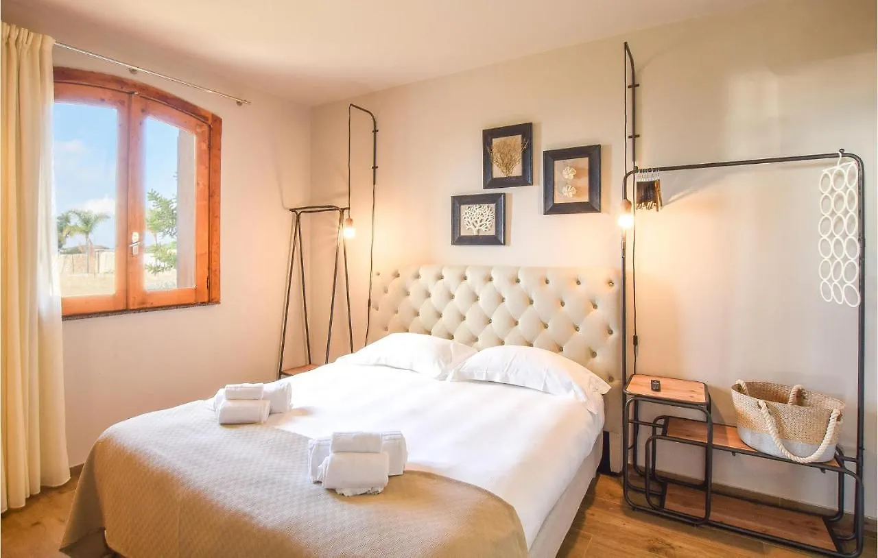 בית נופש Cozy Home In Ragusa With Outdoor Swimming Pool