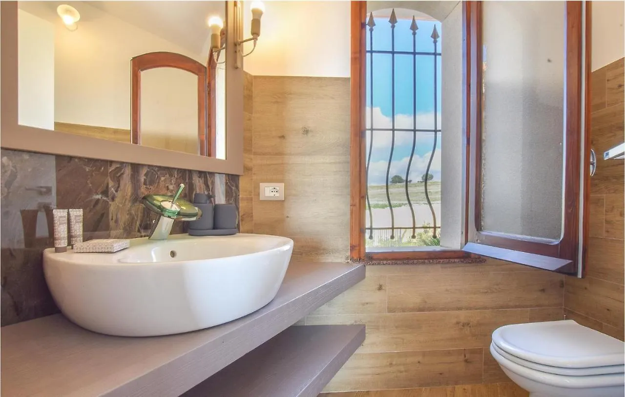 בית נופש Cozy Home In Ragusa With Outdoor Swimming Pool איטליה